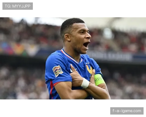 姆巴佩领跑金球奖竞争,未来之星闪耀荣誉之路 姆巴佩领跑金球奖竞争,未来之星闪耀荣誉之路